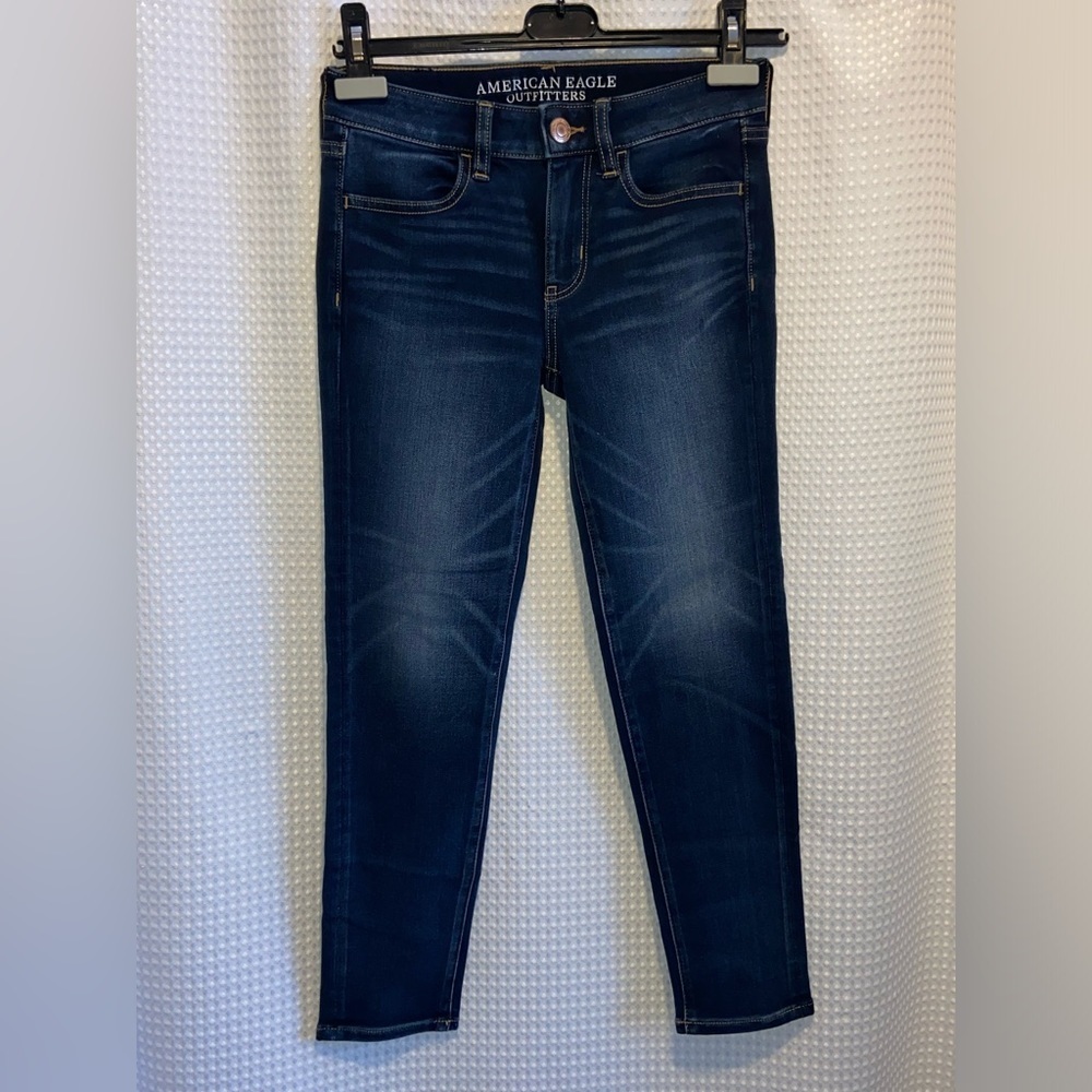American Eagle super‎ stretch dark blue Jegging crop size 2 regular